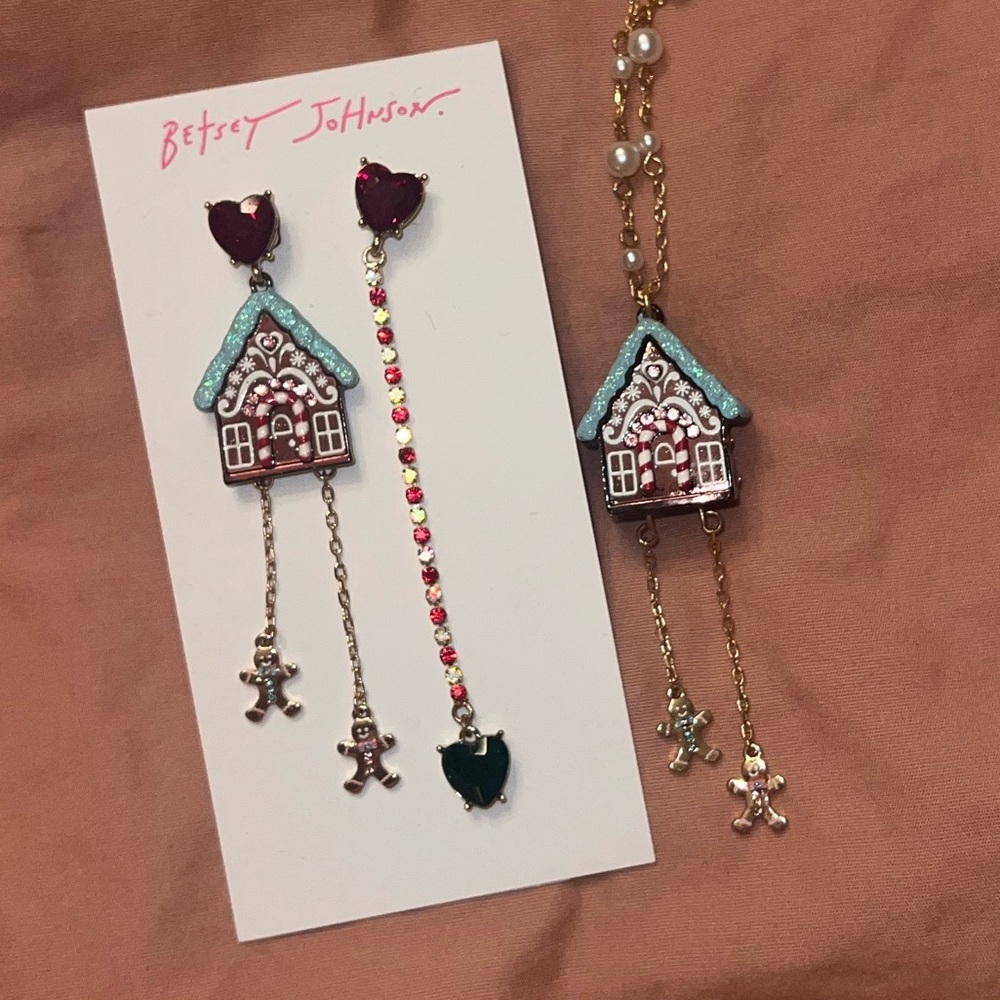Betsey Johnson Gingerbread Necklace and Earrings Set